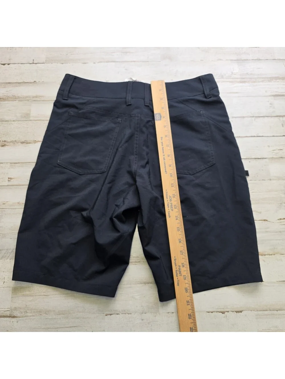 OAKLEY Shorts Mens 31 Black Solid 9
